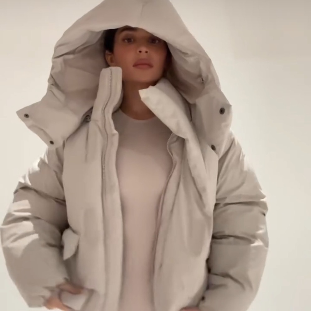 Khy coat (actual color is blue)
